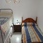 Privada Triple Con Camas Individuales * Toledo