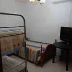 B&B Privada Triple Con Camas Individuales 톨레도