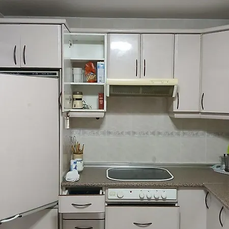Privada Triple Con Camas Individuales B&B 톨레도